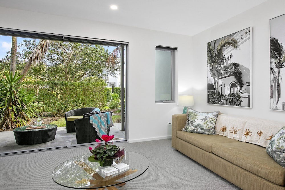 Photo of Livingroom in Magenta Shores