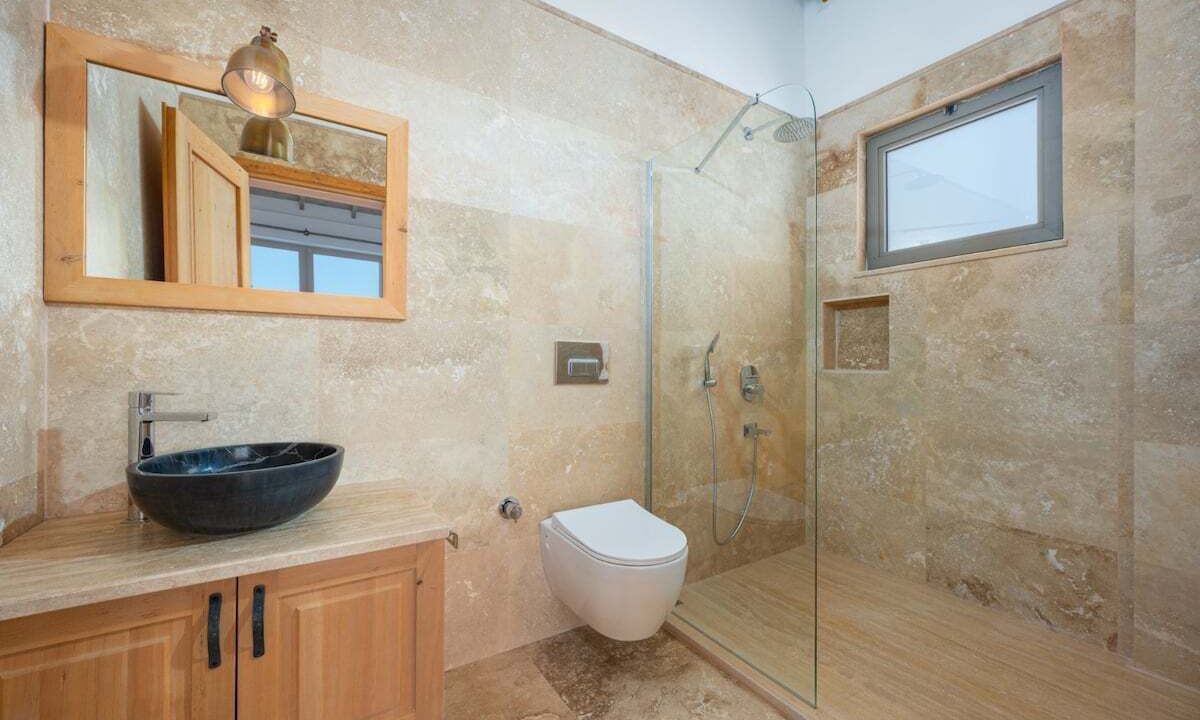 Photo of Bathroom in Demre