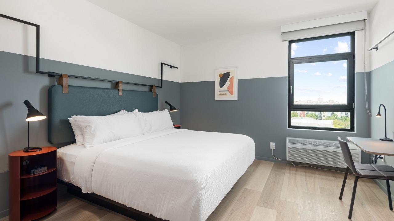 Photo of Bedroom in Downtown Los Angeles