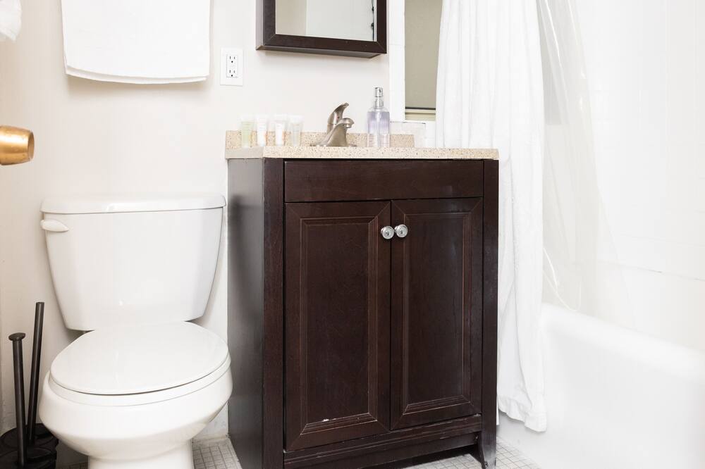 Photo of Bathroom in Kenwood
