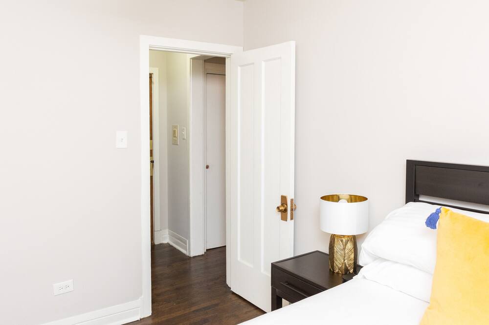 Photo of Bedroom in Kenwood