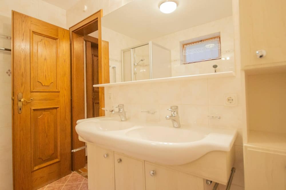 Photo of Bathroom in Landeck
