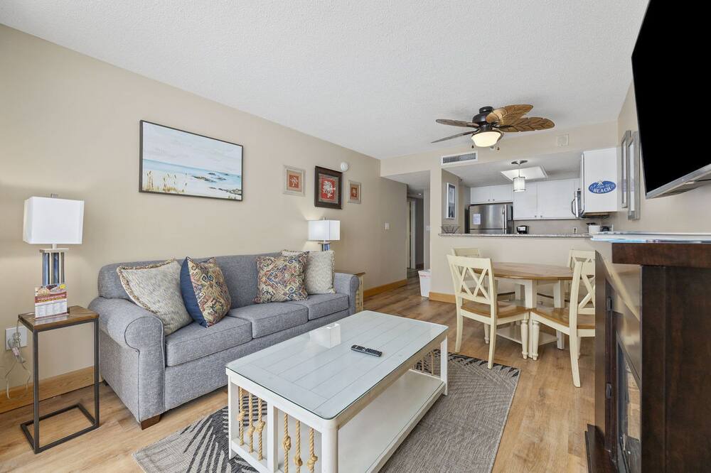 Photo of Livingroom in Myrtle Beach