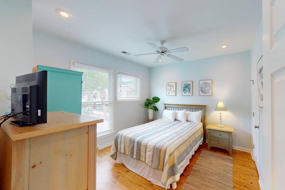 Photo of Bedroom in Litchfield by the Sea