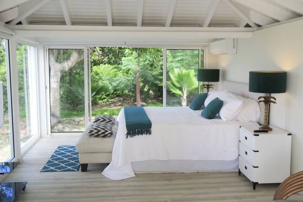Photo of Bedroom in Les Terres Basses