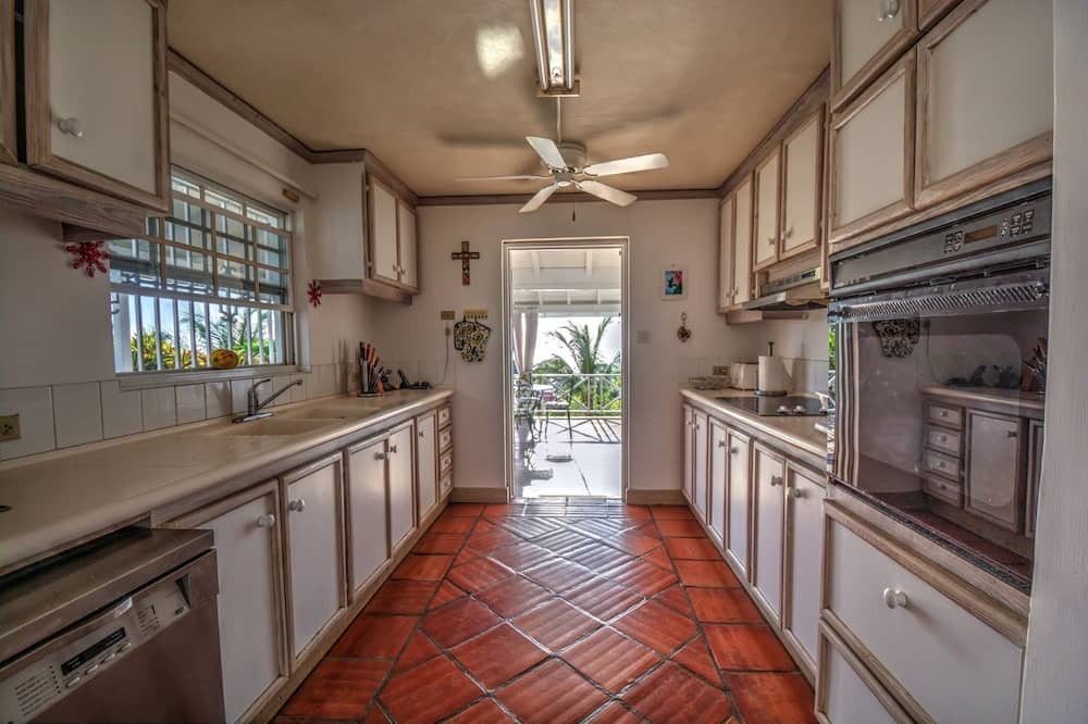 Photo of Kitchen in Porters