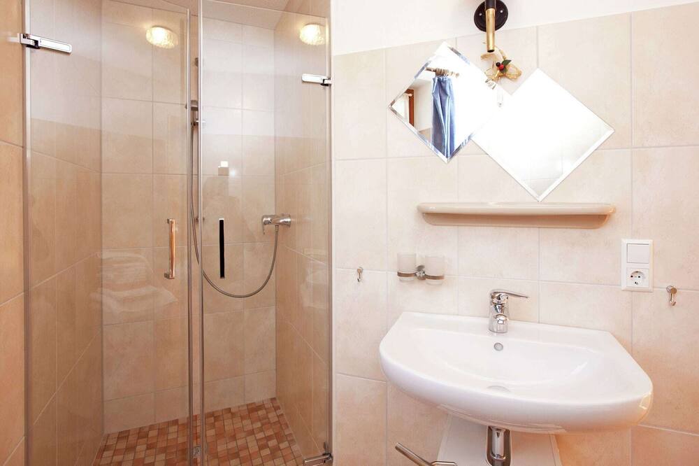 Photo of Bathroom in Urberg