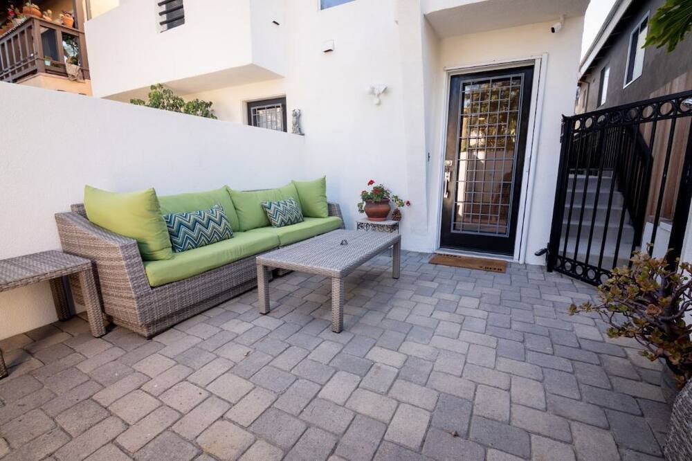 Photo of Patio Balcony in Marina Peninsula