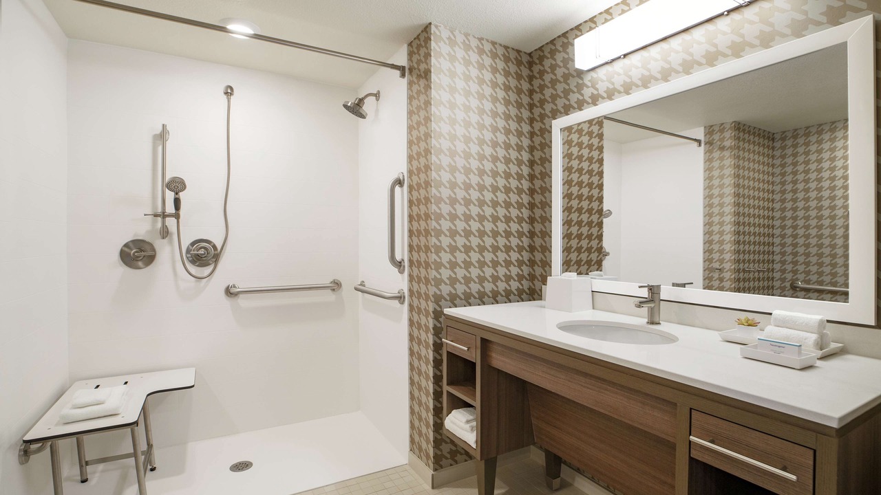 Photo of Bathroom in East Mesa
