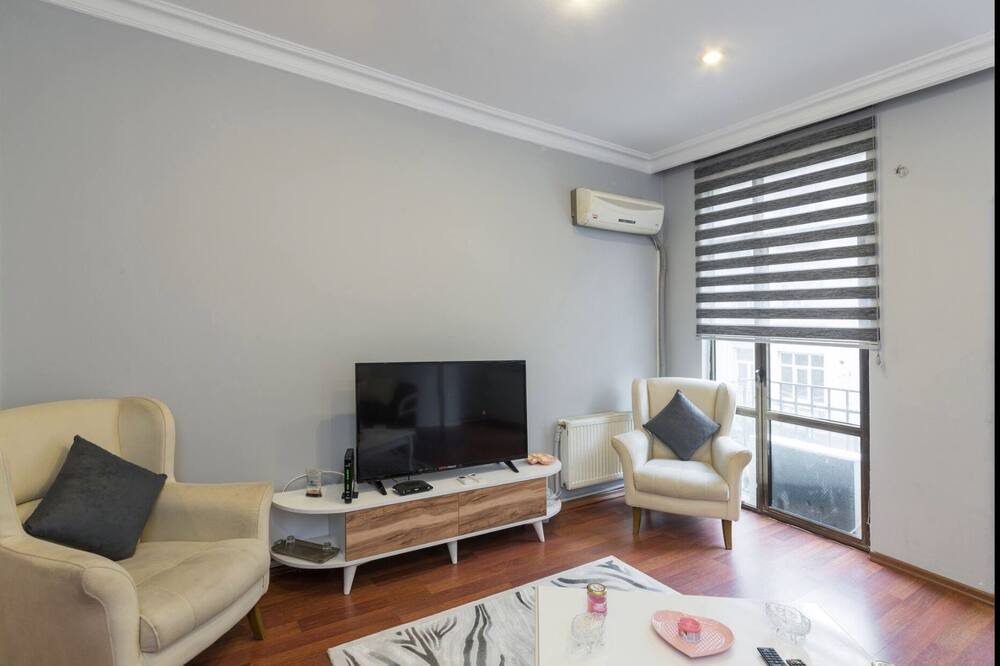 Photo of Livingroom in Talimhane
