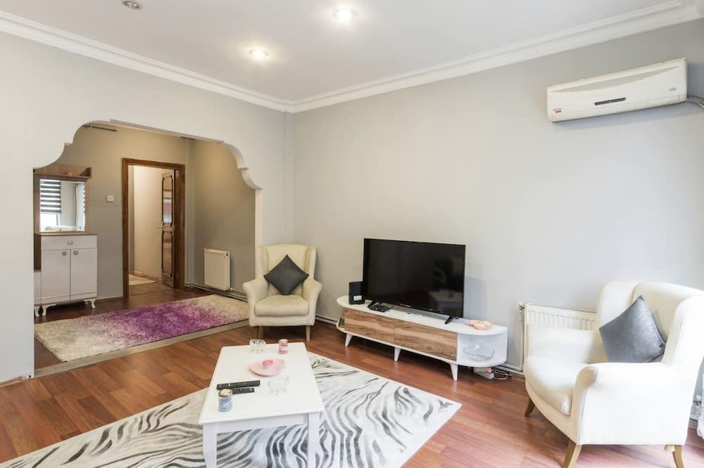 Photo of Livingroom in Talimhane