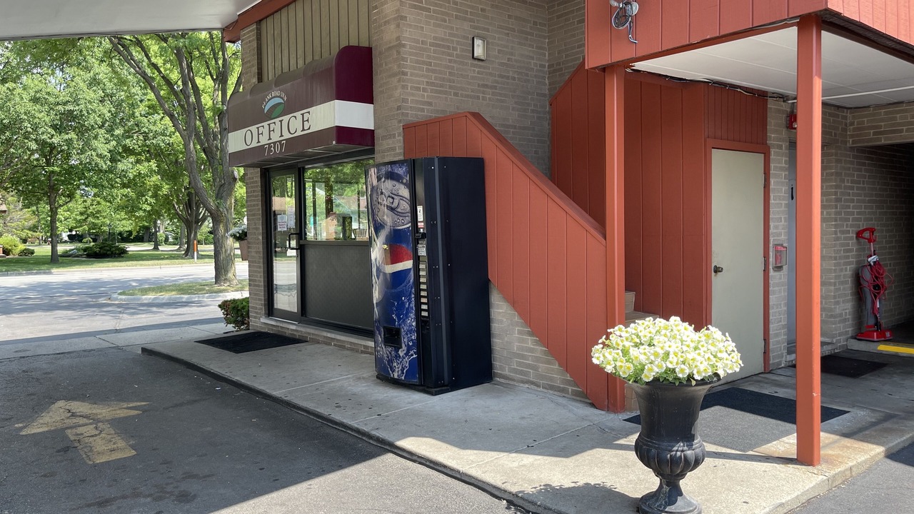 Photo of Outdoor in Lyons