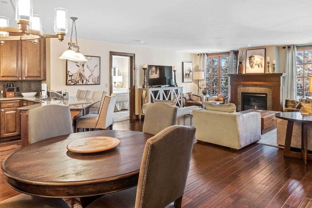 Photo of Bedroom in Avon