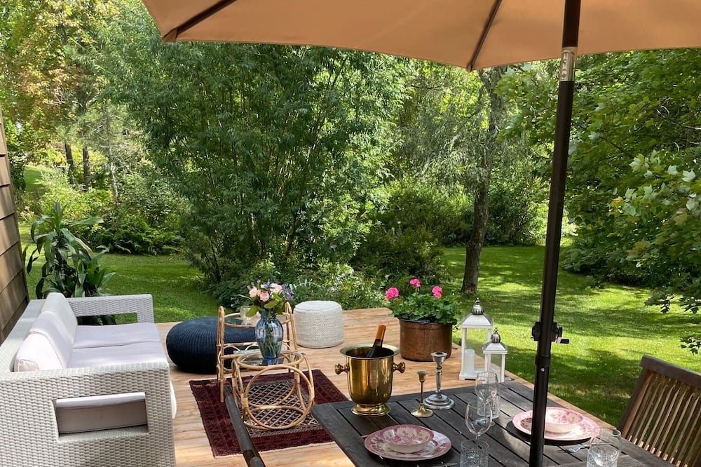 Photo of Patio Balcony in Potton
