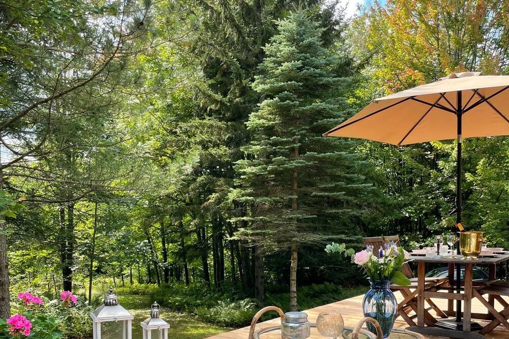 Photo of Patio Balcony in Potton