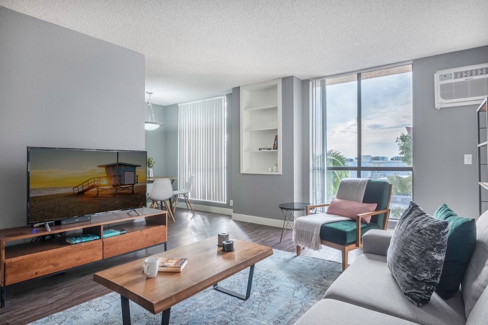 Photo of Livingroom in Norma Triangle