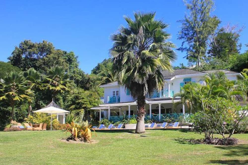 Photo of Outdoor in Paynes Bay