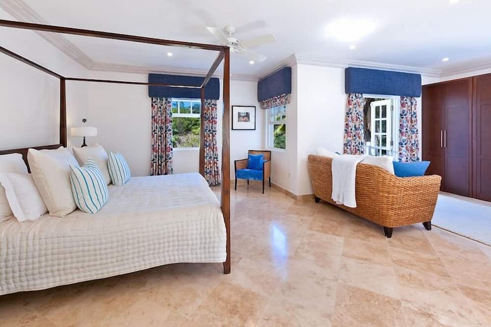 Photo of Bedroom in Paynes Bay