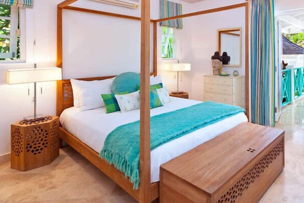 Photo of Bedroom in Paynes Bay