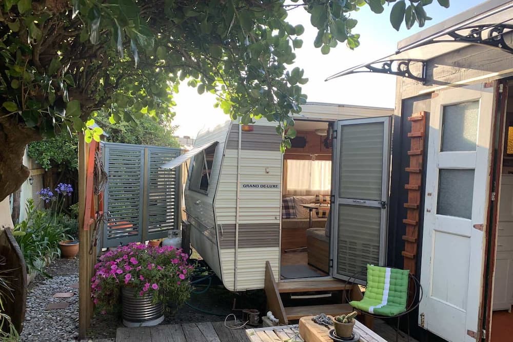 Photo of Patio Balcony in Otaki Beach