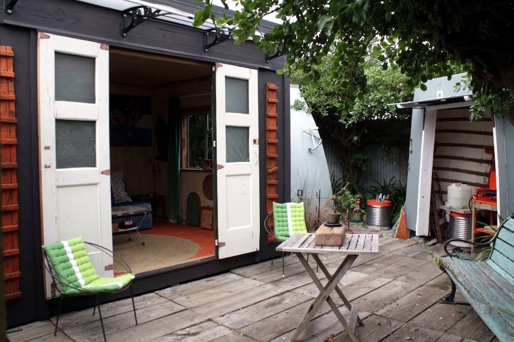 Photo of Patio Balcony in Otaki Beach