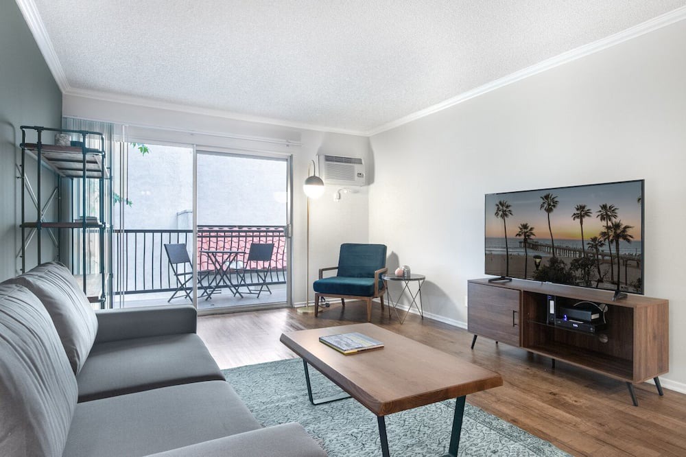 Photo of Livingroom in Mar Vista