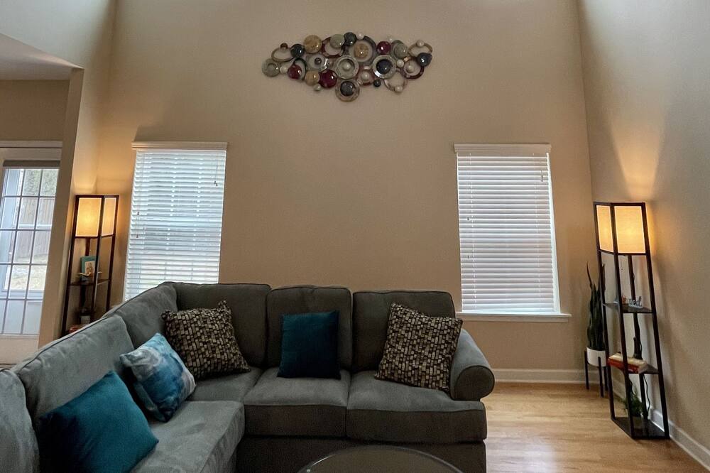 Photo of Livingroom in Ladson