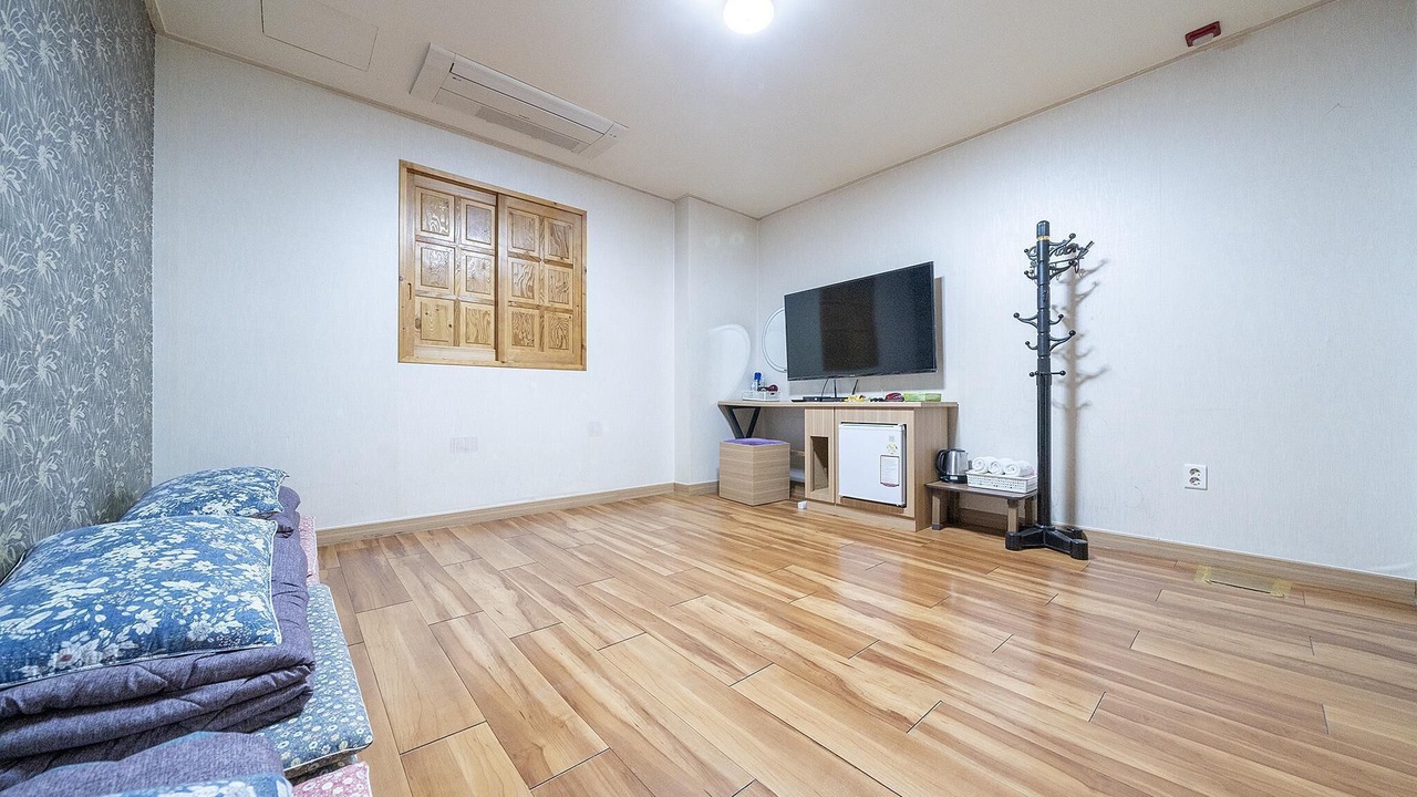 Photo of Bedroom in Gyeryong
