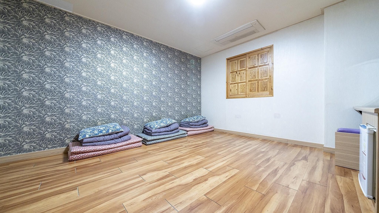 Photo of Bedroom in Gyeryong