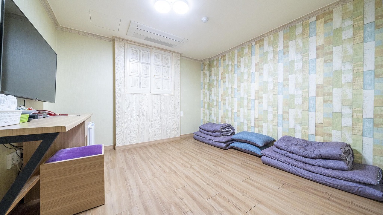 Photo of Bedroom in Gyeryong