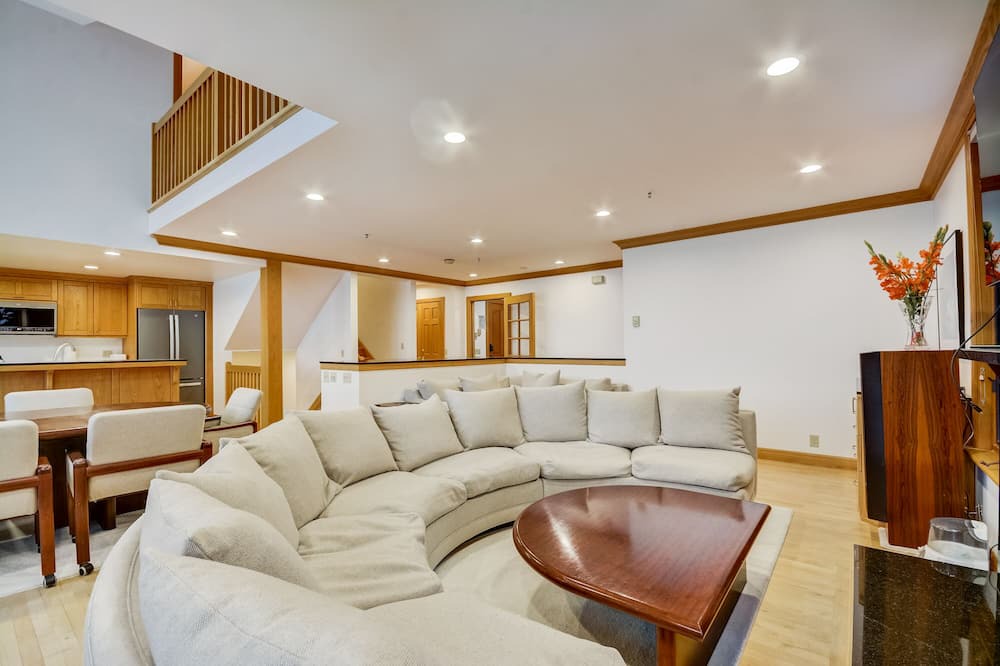 Photo of Livingroom in Salt Lake Mountain Resorts
