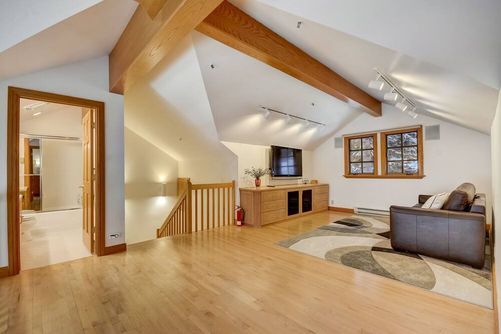 Photo of Livingroom in Salt Lake Mountain Resorts