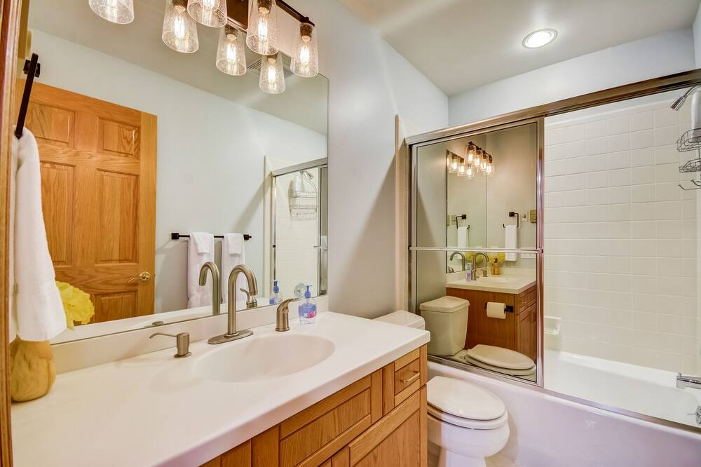 Photo of Bathroom in Salt Lake Mountain Resorts
