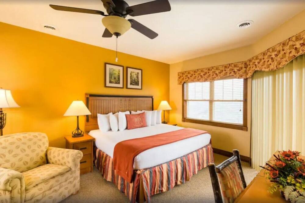 Photo of Bedroom in Gatlinburg