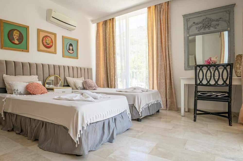 Photo of Bedroom in Islamlar
