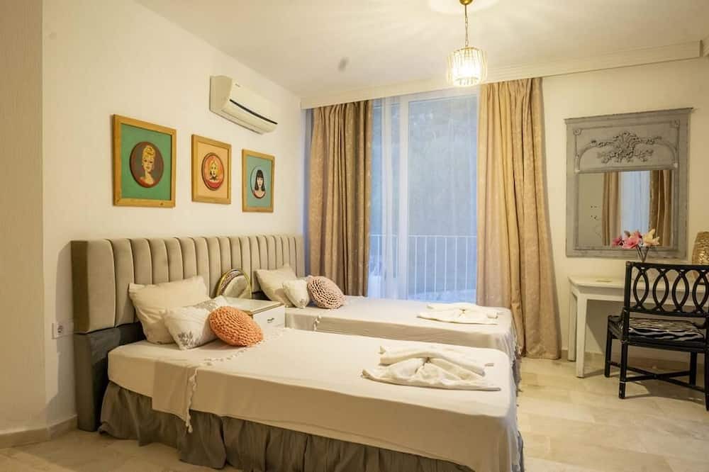 Photo of Bedroom in Islamlar