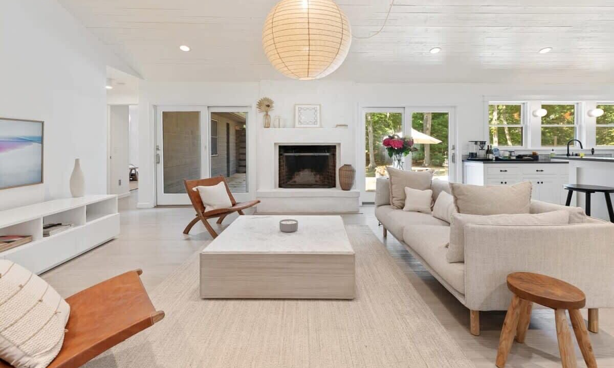 Photo of Livingroom in Clearwater Beach