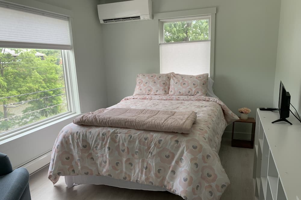 Photo of Bedroom in Montpelier