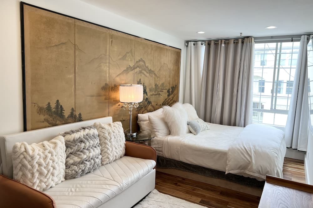 Photo of Bedroom in Inner Richmond