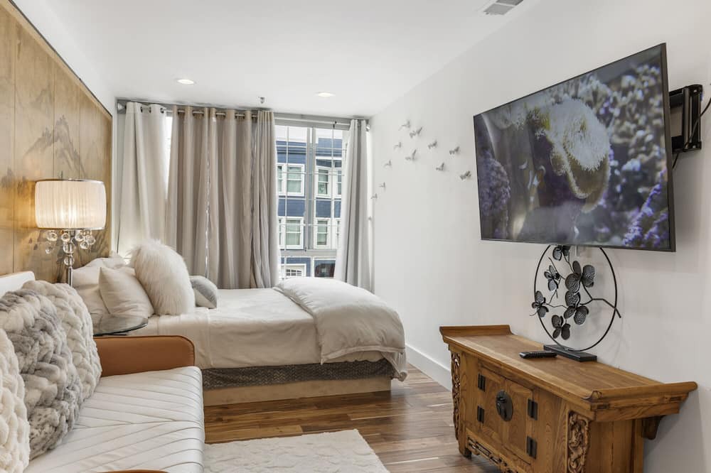 Photo of Bedroom in Inner Richmond
