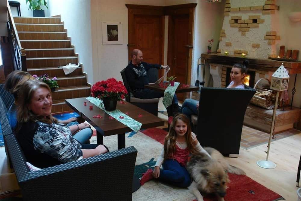 Photo of Livingroom in Mosern