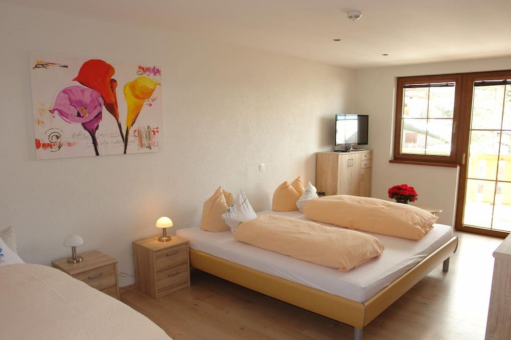 Photo of Bedroom in Mosern
