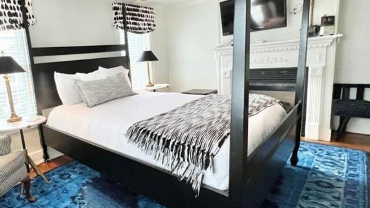Photo of Bedroom in Old Saybrook Center