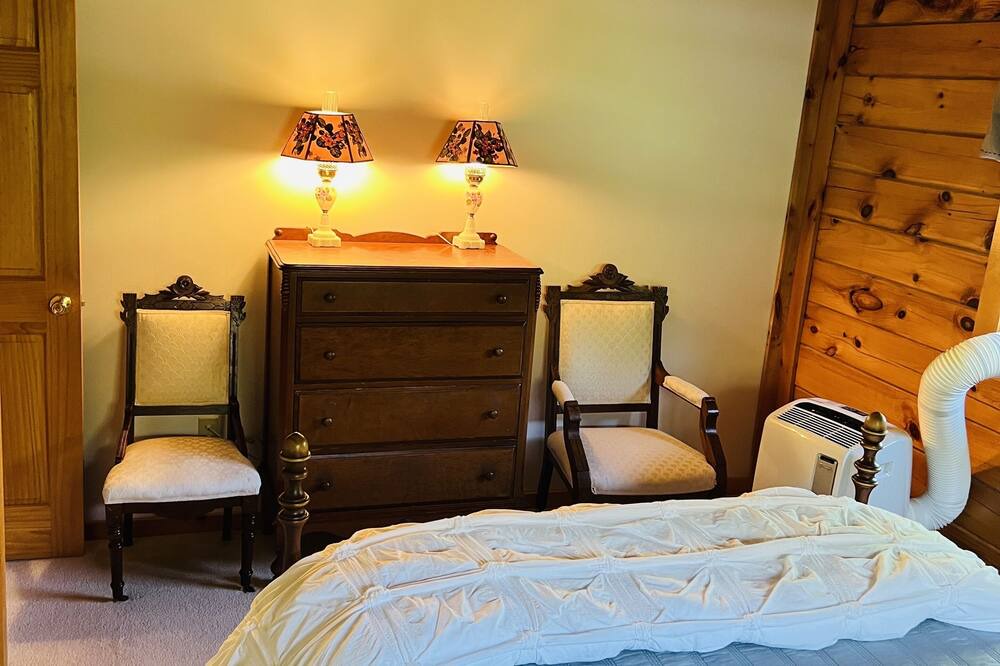 Photo of Bedroom in Nisbet