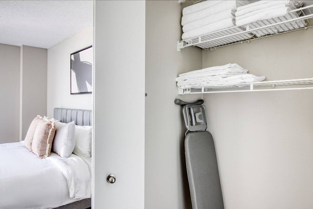 Photo of Bedroom in Oak Park