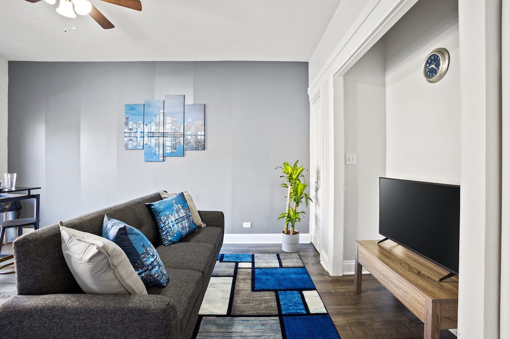 Photo of Livingroom in Sheridan Park