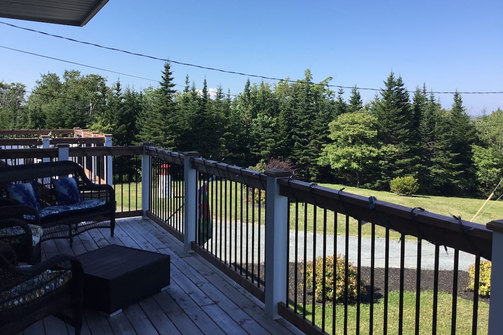 Photo of Patio Balcony in Herring Cove