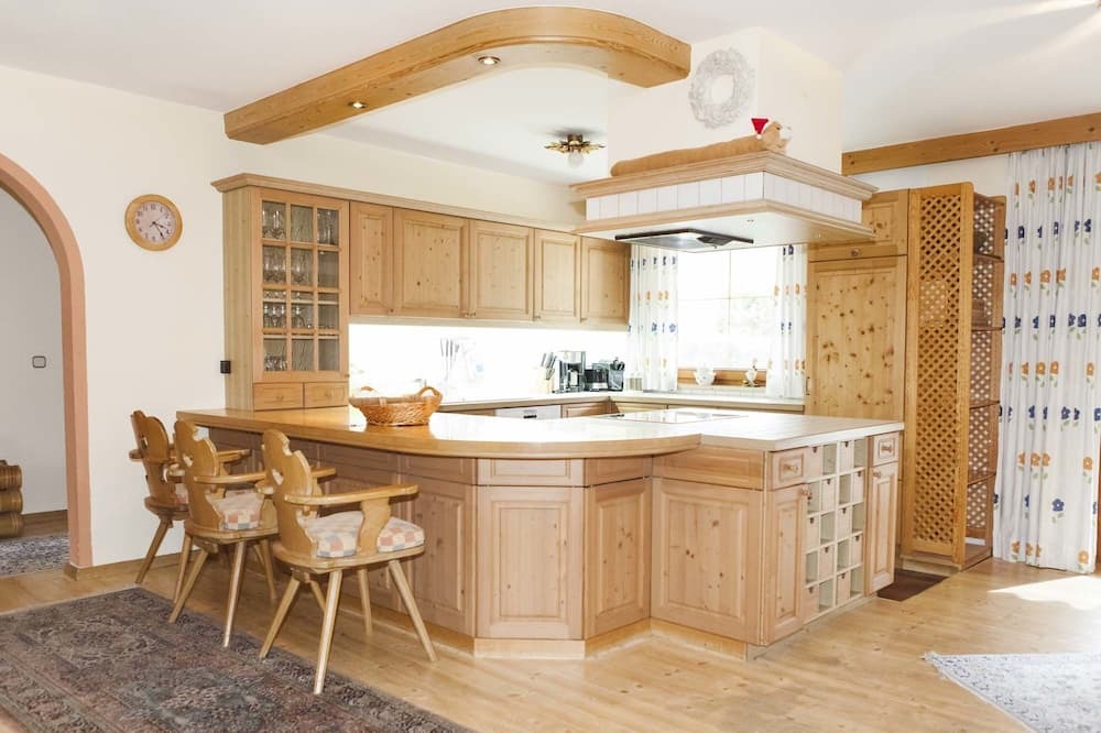 Photo of Kitchen in Graen