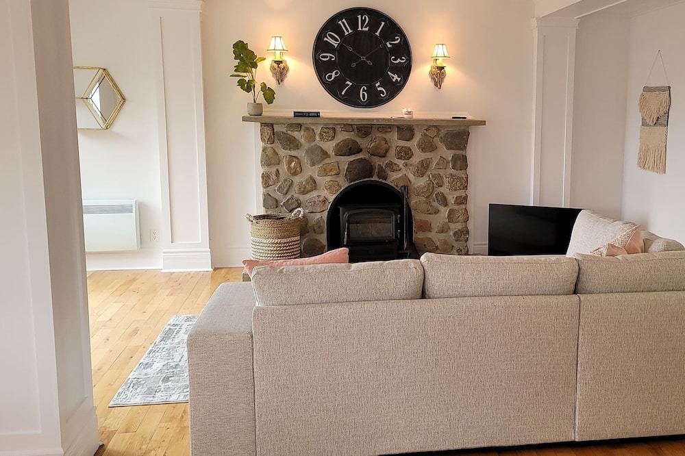 Photo of Livingroom in Venise-en-Quebec