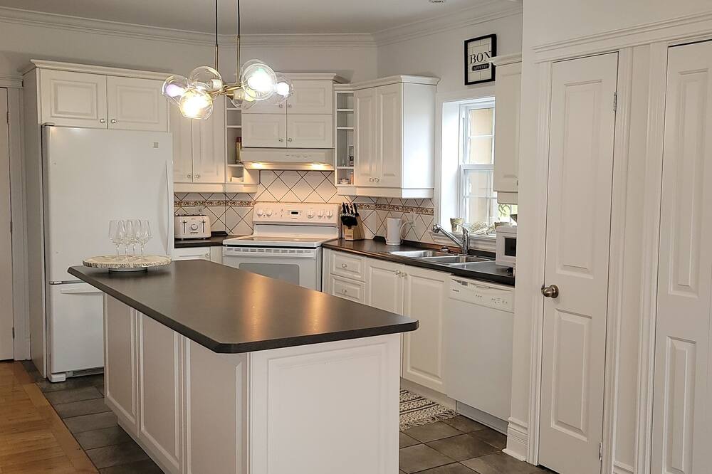 Photo of Kitchen in Venise-en-Quebec